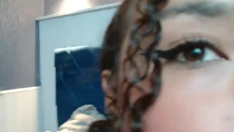 Snapshot of kittybrookex chatting on 02.11.25 Valery online show from 02.11.25