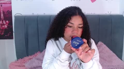 Snapshot of kittybrookex chatting on 10.23.25 Valery online show from 10.23.25