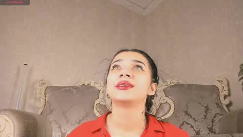 Mia online show from 12.16.25