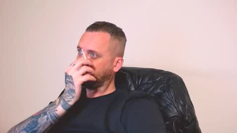 Snapshot of kittydom6969 chatting on 09.15.25 Your Owner online show from 09.15.25