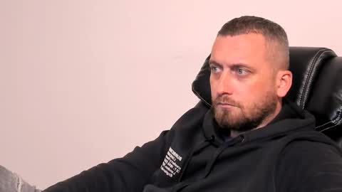 Snapshot of kittydom6969 chatting on 10.04.25 Your Owner online show from 10.04.25