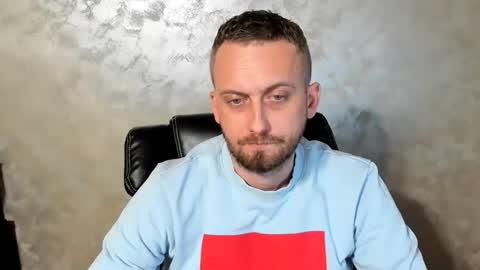 Snapshot of kittydom6969 chatting on 12.03.25 Your Owner online show from 12.03.25