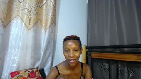 Snapshot of kittyfay_ chatting on 03.27.26 Fay online show from 03.27.26