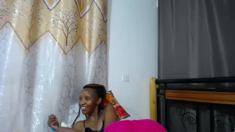 Snapshot of kittyfay_ chatting on 03.28.26 Fay online show from 03.28.26