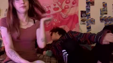 kitty online show from 12.15.25