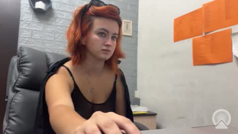 Snapshot of kittymeou chatting on 09.30.25 kittymeou online show from 09.30.25