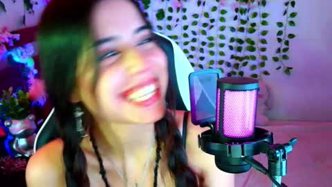 Kittyuwu  online show from 11.06.25