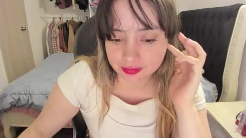 kittywantslove23 online show from 12.17.25