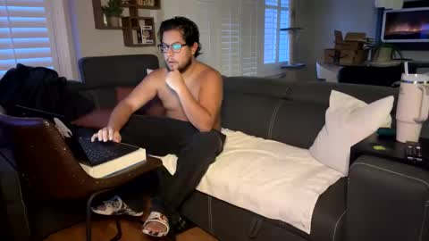 Snapshot of kittywoodyluv chatting on 01.21.25 kittywoodyluv online show from 01.21.25