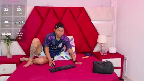 Snapshot of kity_spiderr chatting on 09.16.25 Luisa y Jairo online show from 09.16.25