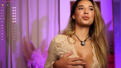 Snapshot of kity_sweet chatting on 09.21.25 Erika online show from 09.21.25