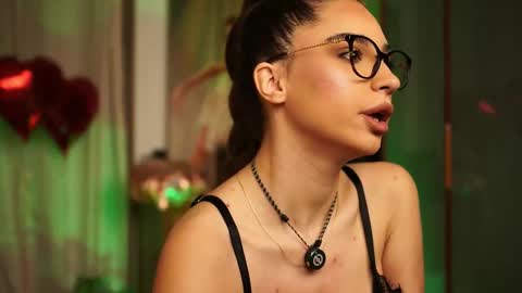 Snapshot of kity_sweet chatting on 02.21.26 Erika online show from 02.21.26