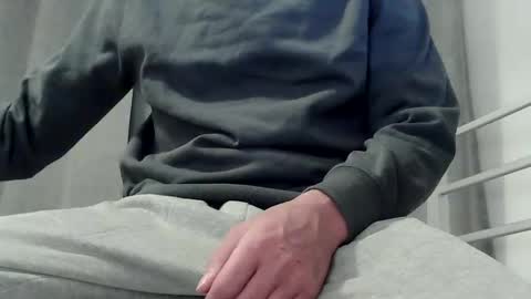 kiwibulge123 online show from 04.01.26