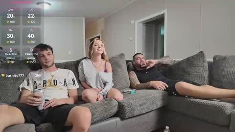 Snapshot of kjbennet chatting on 10.23.25 kj bennet online show from 10.23.25