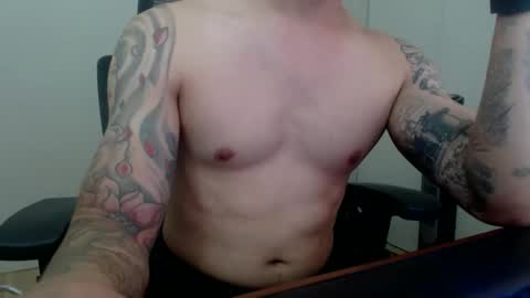 kjei189009 online show from 10.18.25