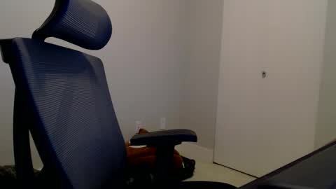kjei189009 online show from 04.26.26
