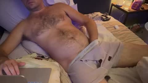 kkeenk1 online show from 10.19.25