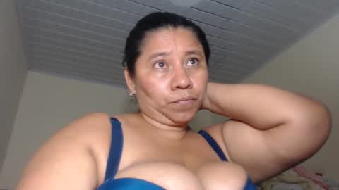 Snapshot of kloe_boobs chatting on 03.07.25 Kloe online show from 03.07.25