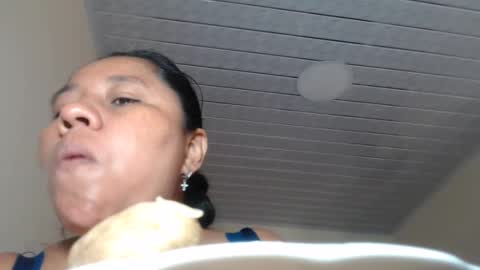 Snapshot of kloe_boobs chatting on 09.19.25 Kloe online show from 09.19.25