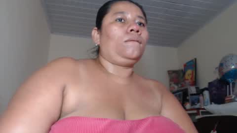 Snapshot of kloe_boobs chatting on 09.23.25 Kloe online show from 09.23.25