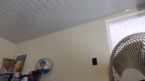 Snapshot of kloe_boobs chatting on 10.02.25 Kloe online show from 10.02.25