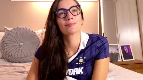 Snapshot of kloe_coper chatting on 02.14.26 Kloe Coper online show from 02.14.26