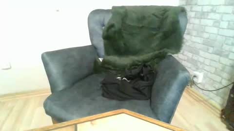 Snapshot of klogo_555 chatting on 11.25.25 Palo313 online show from 11.25.25