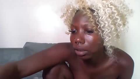 Snapshot of knight_nurse69 chatting on 10.26.25 knight_nurse69 online show from 10.26.25