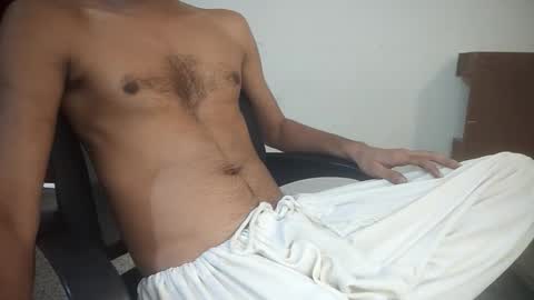 Snapshot of knightrider5566 chatting on 10.17.25 Harry online show from 10.17.25