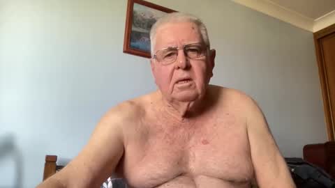 Aussiedude online show from 09.17.25