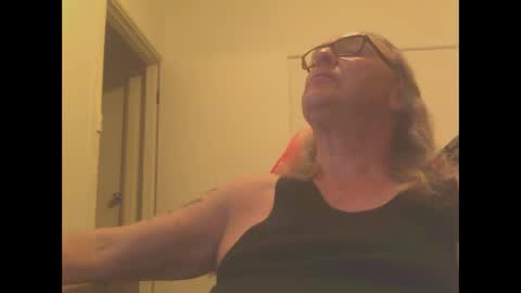 knobout online show from 09.15.25