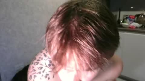 Snapshot of knotsiemens chatting on 12.03.25 Adam online show from 12.03.25