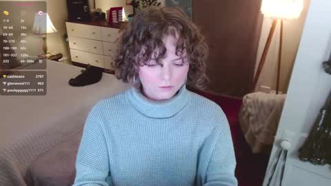 Snapshot of knowlita chatting on 12.12.24 knowlita online show from 12.12.24