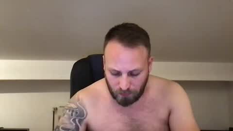 Snapshot of kobasic chatting on 12.30.24 hugo online show from 12.30.24