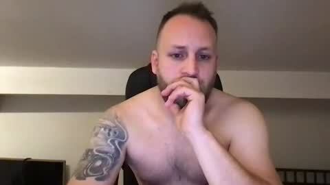 Snapshot of kobasic chatting on 01.14.25 hugo online show from 01.14.25