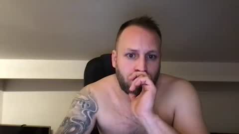 Snapshot of kobasic chatting on 01.17.25 hugo online show from 01.17.25