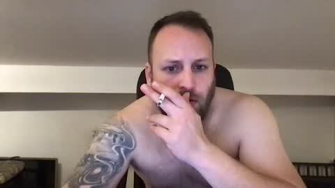 Snapshot of kobasic chatting on 01.27.25 hugo online show from 01.27.25