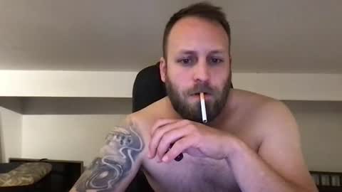 Snapshot of kobasic chatting on 02.01.25 hugo online show from 02.01.25