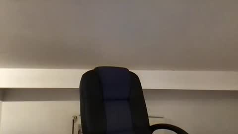 Snapshot of kobasic chatting on 02.03.25 hugo online show from 02.03.25