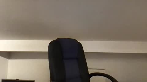 Snapshot of kobasic chatting on 02.13.25 hugo online show from 02.13.25