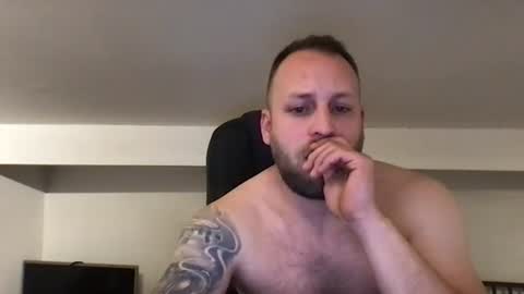 Snapshot of kobasic chatting on 02.17.25 hugo online show from 02.17.25