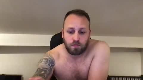 Snapshot of kobasic chatting on 02.23.25 hugo online show from 02.23.25