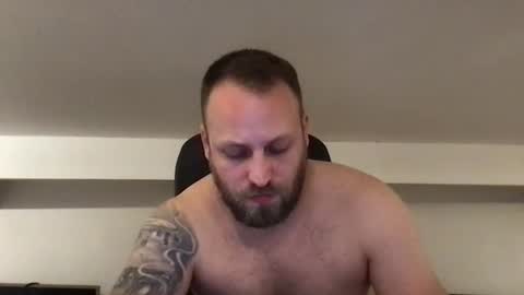 Snapshot of kobasic chatting on 02.24.25 hugo online show from 02.24.25