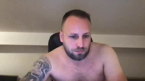 Snapshot of kobasic chatting on 09.16.25 hugo online show from 09.16.25