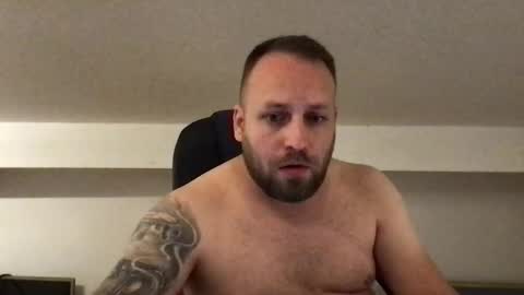 Snapshot of kobasic chatting on 09.19.25 hugo online show from 09.19.25