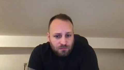 Snapshot of kobasic chatting on 11.16.25 hugo online show from 11.16.25