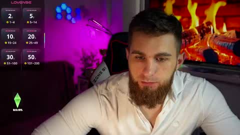 Snapshot of kochka25 chatting on 04.22.26 Sweet boy online show from 04.22.26