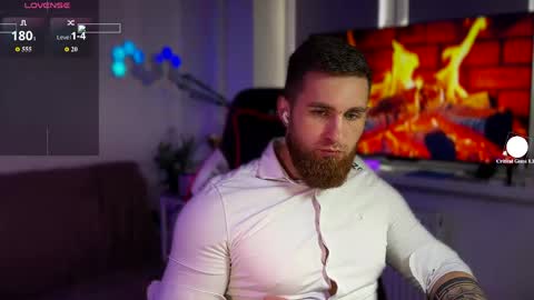 Snapshot of kochka25 chatting on 04.24.26 Sweet boy online show from 04.24.26