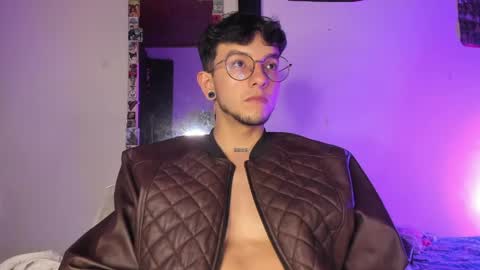 Koddy Independent model online show from 06.10.26