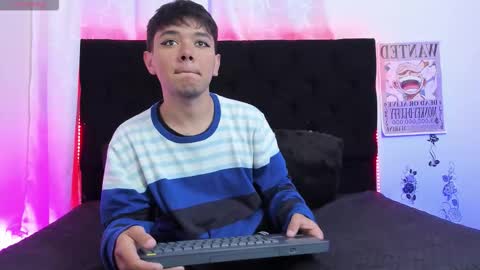 Snapshot of kody_sexy chatting on 10.16.25 kody_sexy online show from 10.16.25